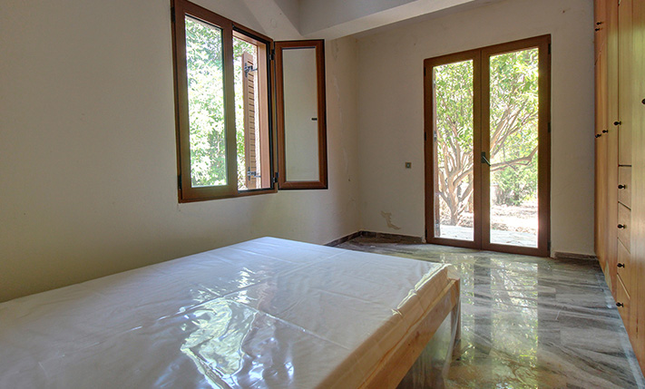 APARTMENT WITH A GARDEN AND PRIVACY