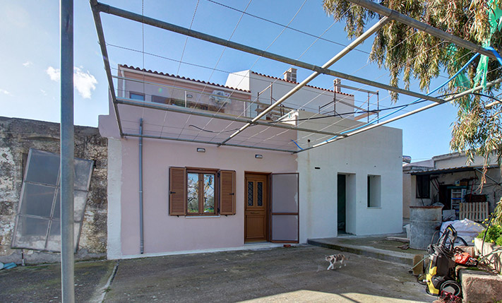 SEA VIEWS & AN ORIGINALLY TRADITIONAL SETTLEMENT