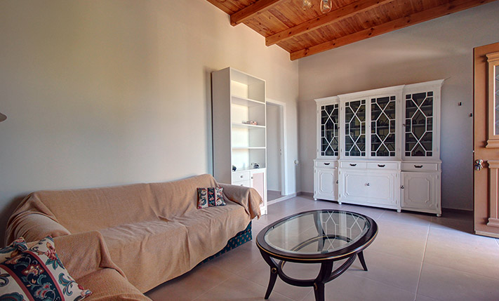 SEA VIEWS & AN ORIGINALLY TRADITIONAL SETTLEMENT