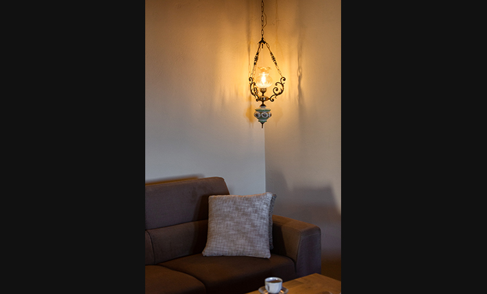 HISTORIC DETACHED BUILDING WITH GARDEN & VIEWS