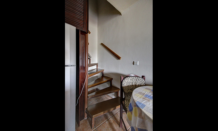 ΑPARTMENT WITH A ROOF TERRACE