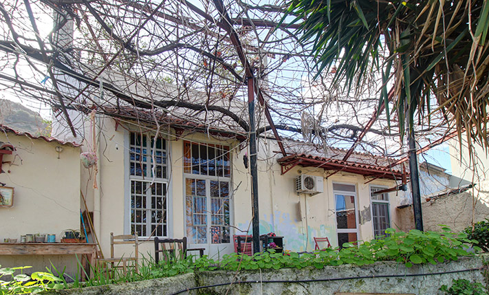 LARGE SEMI-CONVERTED STONE HOUSE