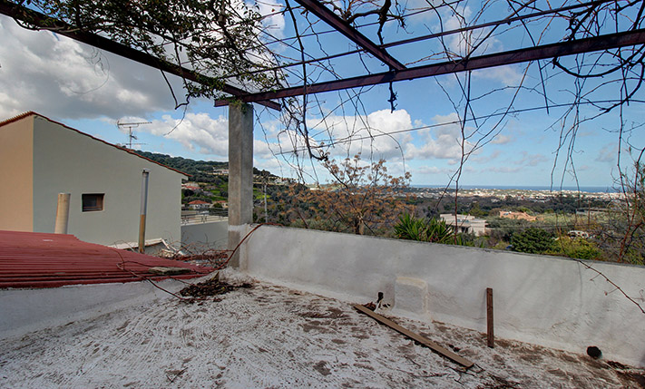 LARGE SEMI-CONVERTED STONE HOUSE