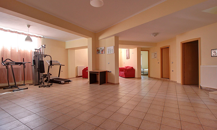 LUXURIOUS VILLA WITH HUGE GARDEN