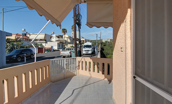 SPACIOUS HOUSE WEST OF CHANIA