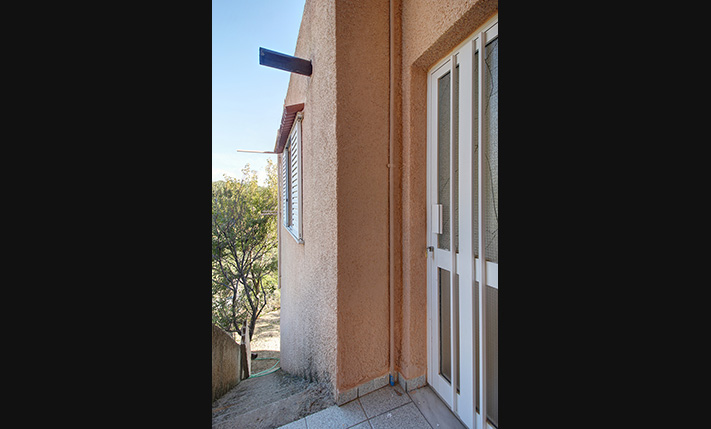 SPACIOUS HOUSE WEST OF CHANIA