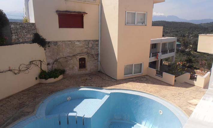 INEXPENSIVE APARTMENTS WITH SUPERB VIEWS