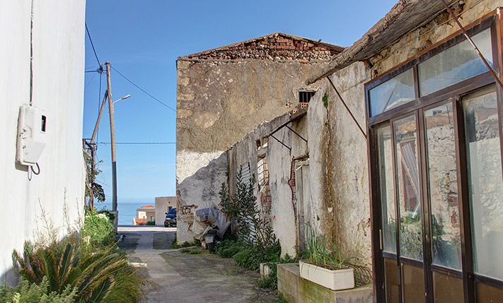 OLD STONE HOUSE WITH SEA VIEWS