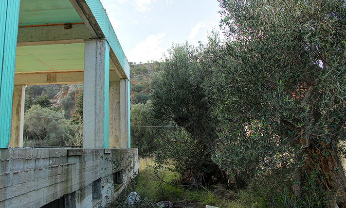 UNFINISHED HOUSE IN TRADITIONAL VILLAGE