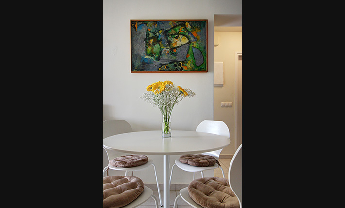 2-STOREY MAISONETTE IN BEACHFRONT COMPLEX