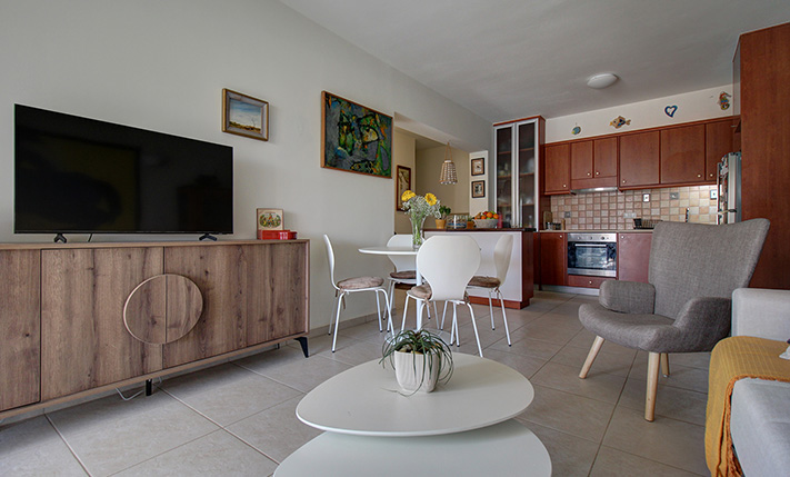 ΑΚΙΝΗΤΟ ΣΕ ΠΑΡΑΘΑΛΑΣΣΙΟ ΟΙΚΙΣΤΙΚΟ ΣΥΓΚΡΟΤΗΜΑ