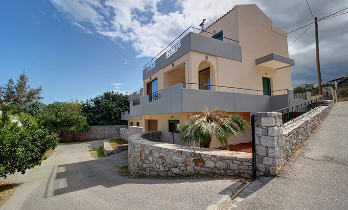 AFFORDABLE RESIDENCE IN BEAUTIFUL COMPLEX