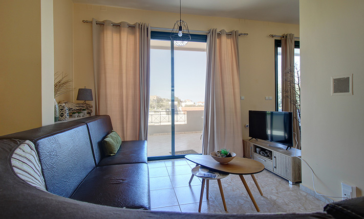 AFFORDABLE RESIDENCE IN BEAUTIFUL COMPLEX