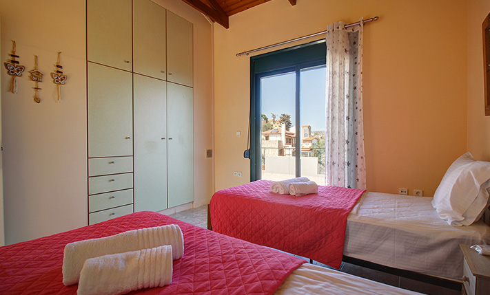 AFFORDABLE RESIDENCE IN BEAUTIFUL COMPLEX