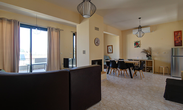 ΟΙΚΟΝΟΜΙΚΗ ΟΙΚΙΑ ΣΕ ΟΜΟΡΦΟ ΣΥΓΚΡΟΤΗΜΑ