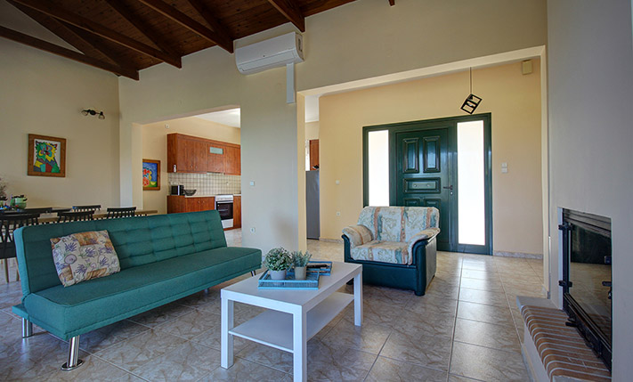 MODERN HOUSE IN A COMPLEX OF 4 RESIDENCES