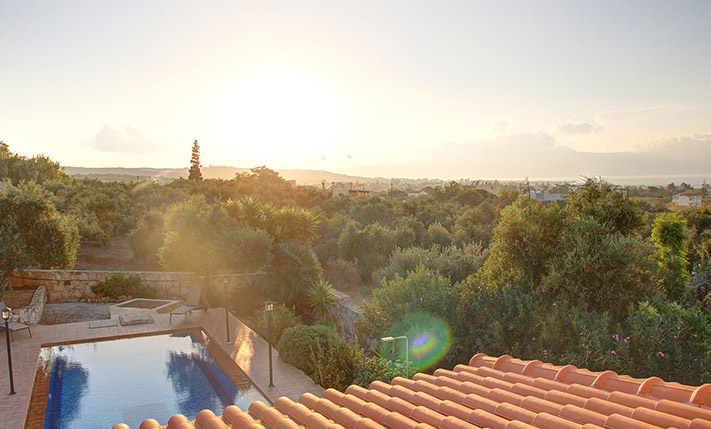 ΚΑΛΑΙΣΘΗΤΗ ΚΑΤΟΙΚΙΑ ΜΕ ΠΙΣΙΝΑ ΚΑΙ ΚΗΠΟ
