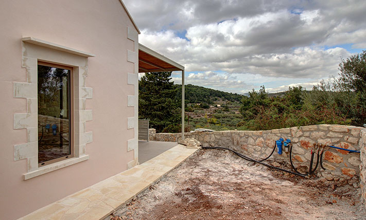 ΑΥΤΟΝΟΜΗ ΙΣΟΓΕΙΑ ΟΙΚΙΑ ΣΕ ΓΡΑΦΙΚΗ ΓΕΙΤΟΝΙΑ