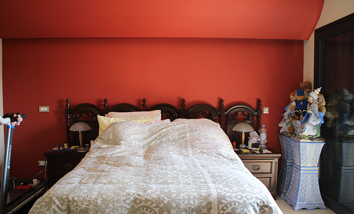 MIXED-USE INCOME BUILDING IN A TOURIST AREA