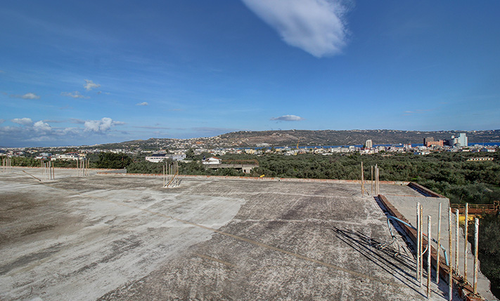 COMMERCIAL BUILDING CLOSE TO SOUDA PORT