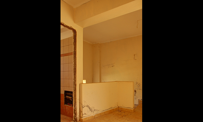 UNFINISHED MID-TERRACED HOUSE WITH SEA VIEWS