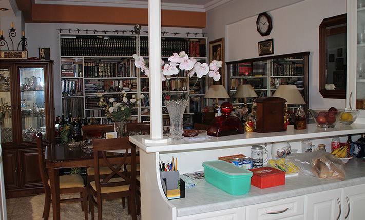 ΚΤΗΡΙΟ ΤΡΙΩΝ ΔΙΑΜΕΡΙΣΜΑΤΩΝ ΣΕ ΚΑΛΟ ΣΗΜΕΙΟ