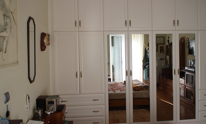 BUILDING OF 3 APARTMENTS IN PRIME LOCATION