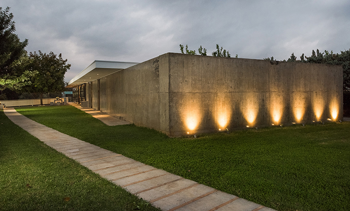 CONTEMPORARY LIVING & AWARD WINNING DESIGN