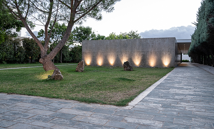 CONTEMPORARY LIVING & AWARD WINNING DESIGN