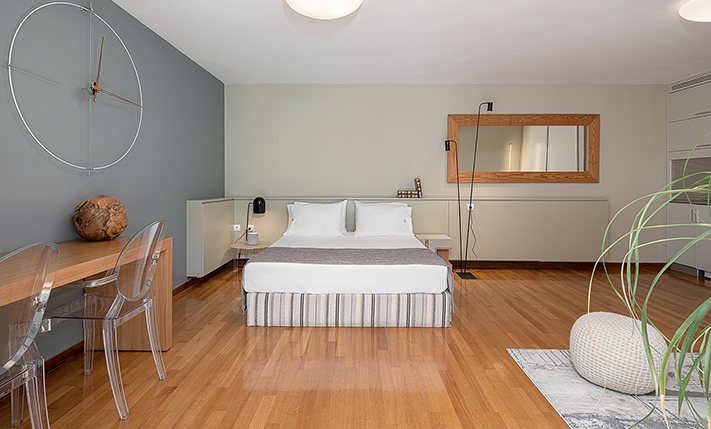 CONTEMPORARY LIVING & AWARD WINNING DESIGN