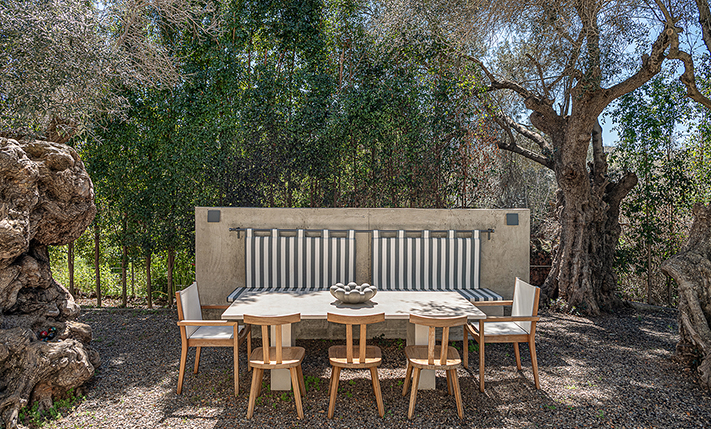 CONTEMPORARY LIVING & AWARD WINNING DESIGN