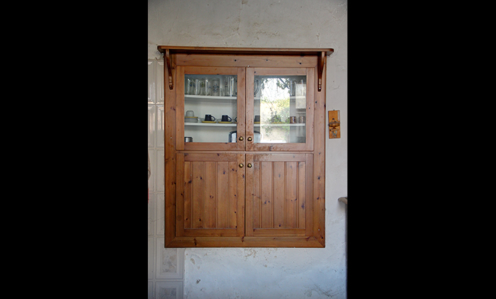 HOUSE WITH AN OLD KAFENION NEAR PLATANIAS