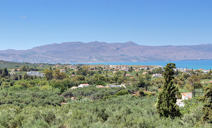 UNFINISHED BUILDING IN WITH LUXURIOUS VIEWS