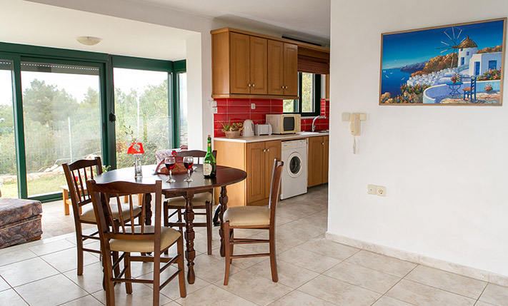 LUXURIOUS LODGING BUSINESS, OVERLOOKING CHANIA