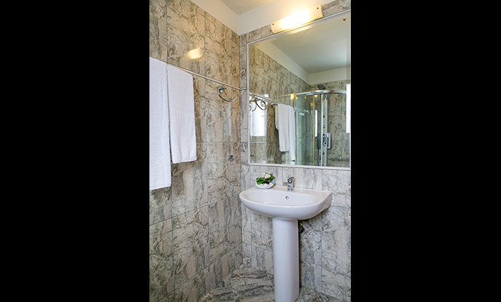 LUXURIOUS LODGING BUSINESS, OVERLOOKING CHANIA