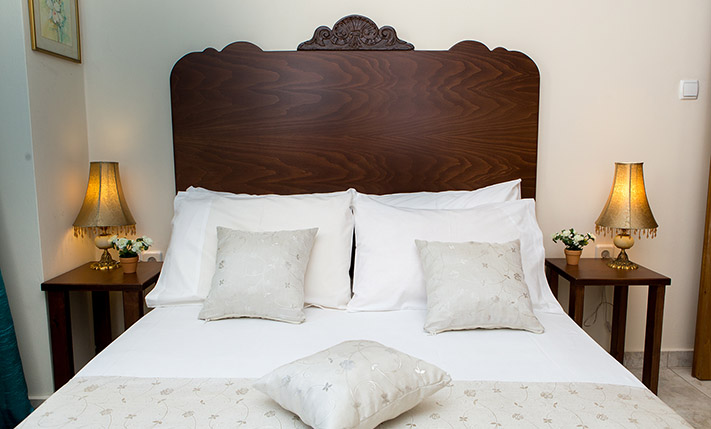 LUXURIOUS LODGING BUSINESS, OVERLOOKING CHANIA