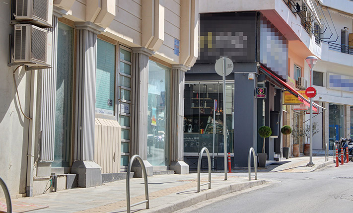 RETAIL SPACE ON A BUSY CORNER IN THE CITY CENTRE
