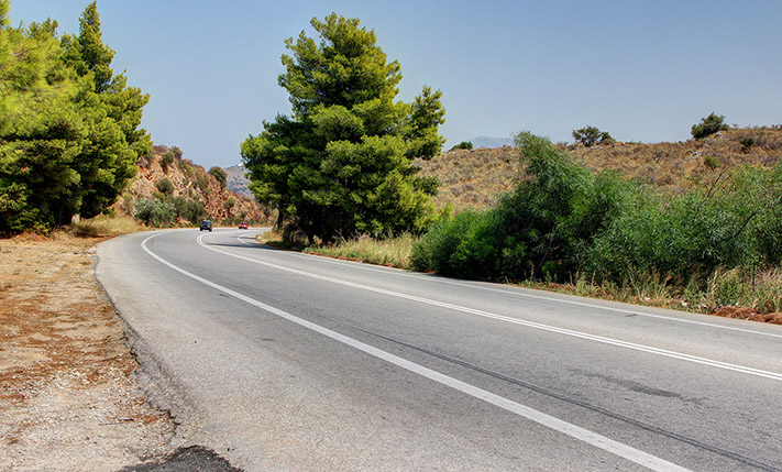 INDUSTRIAL BUILDING ON CHANIA-RETHYTMNON ROAD