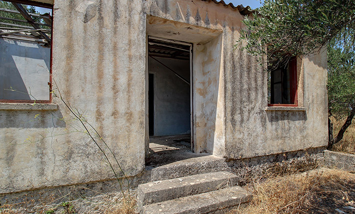 ΙΣΟΓΕΙΟ ΚΤΙΣΜΑ ΣΤΗΝ Ε.Ο. ΧΑΝΙΩΝ-ΡΕΘΥΜΝΟΥ