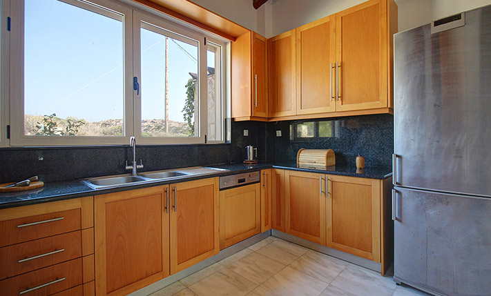 HOUSE WITH PRIVACY IN THE WILD CRETAN SCENERY