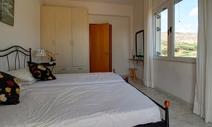 HOUSE WITH PRIVACY IN THE WILD CRETAN SCENERY