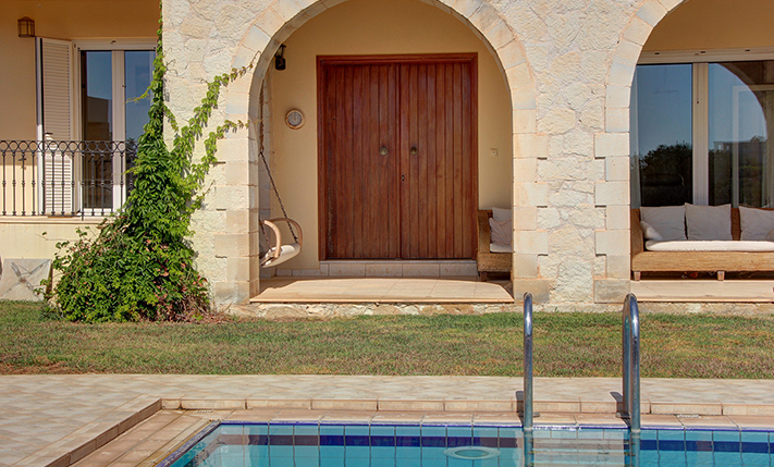 HOUSE WITH PRIVACY IN THE WILD CRETAN SCENERY
