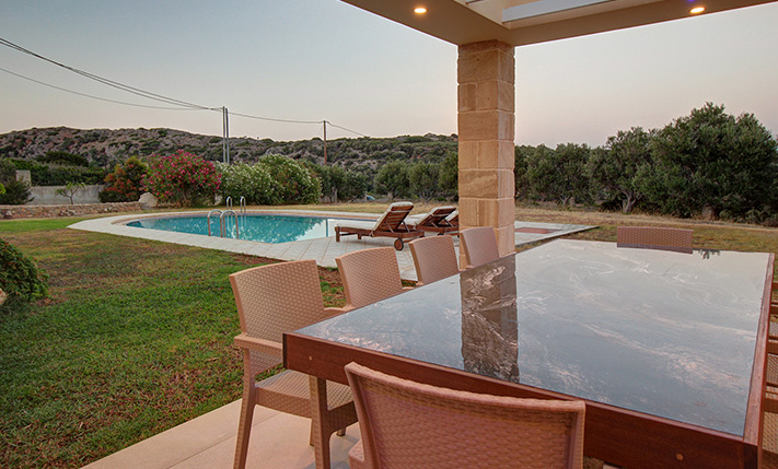 HOUSE WITH PRIVACY IN THE WILD CRETAN SCENERY