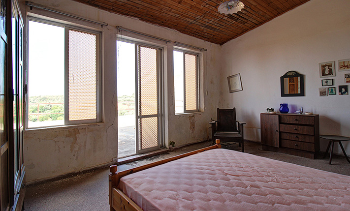 HIGH BUILDING RATIO WITH SEA VIEWS