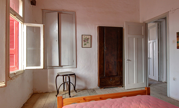 ΜΕΓΑΛΗ ΔΟΜΗΣΗ ΜΕ ΘΕΑ ΣΤΗ ΘΑΛΑΣΣΑ