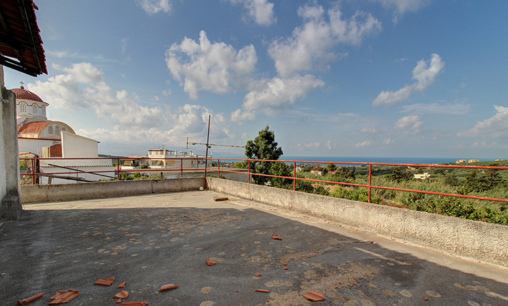 ΜΕΓΑΛΗ ΔΟΜΗΣΗ ΜΕ ΘΕΑ ΣΤΗ ΘΑΛΑΣΣΑ