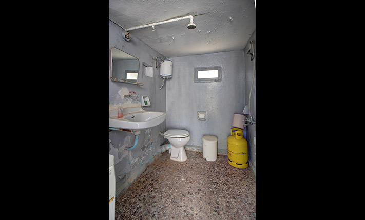 ON A LARGE PLOT, SUITABLE FOR DEVELOPMENT