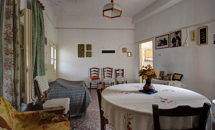 ON A LARGE PLOT, SUITABLE FOR DEVELOPMENT