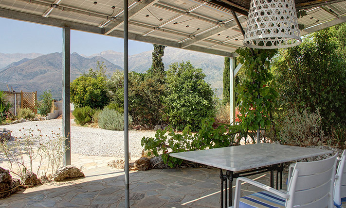 LUXURY PROPERTY ON A HILLTOP