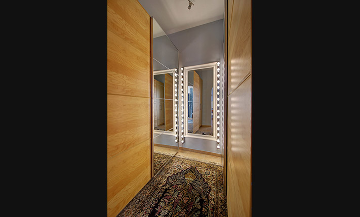 LUXURY PROPERTY ON A HILLTOP